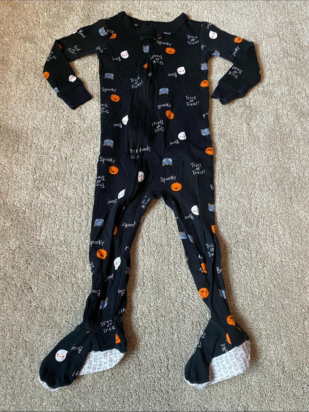 Carter’s 18 Month Kids Halloween Footed One-Piece Pajamas - Black Pumpkin Print